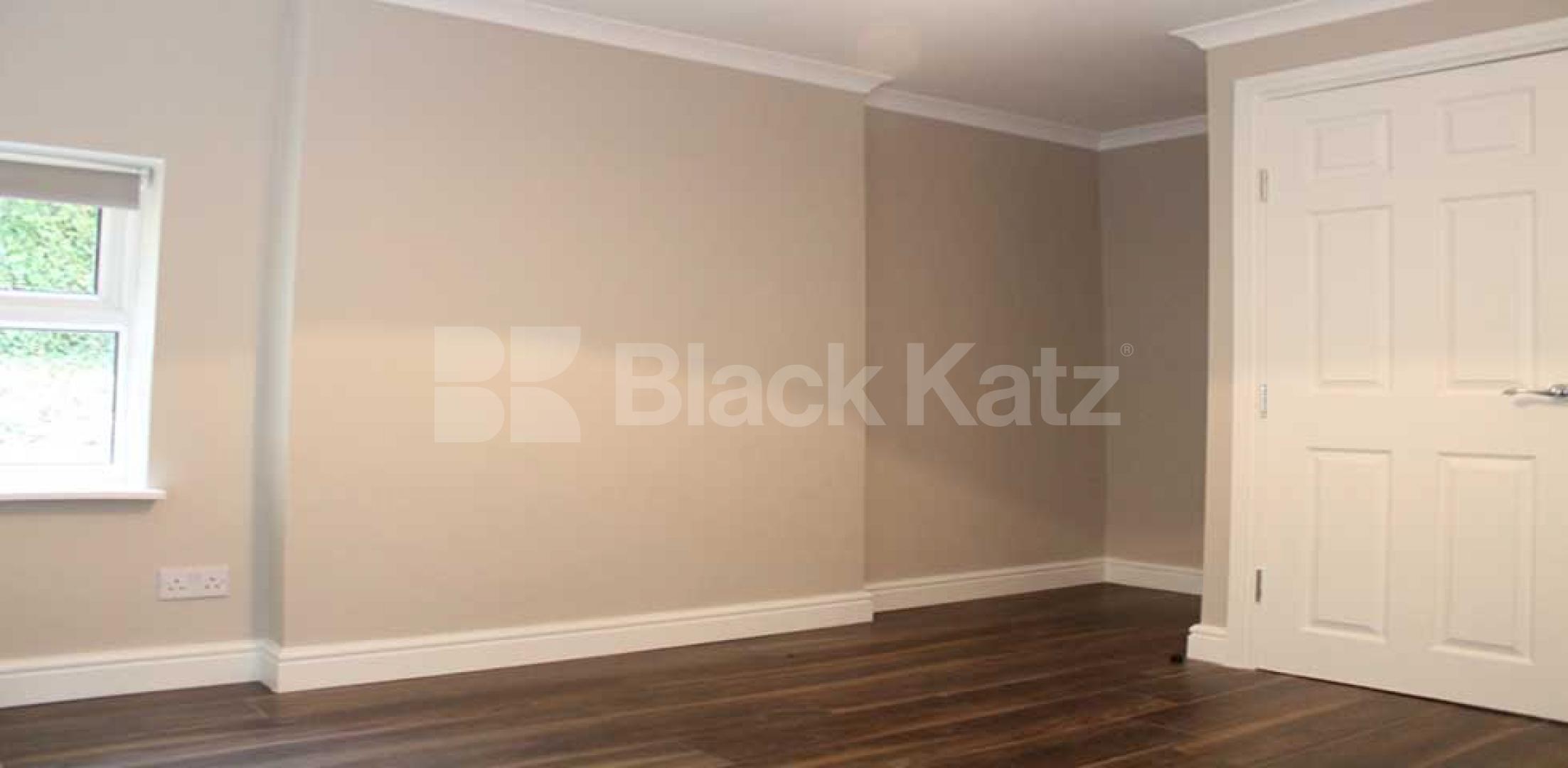 			LET , 2 Bedroom, 1 bath, 1 reception Apartment			 Knollys Road, Tulse Hill/ Streatham Hill